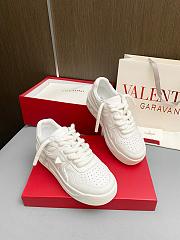 Valentino Sneakers 001 - 5