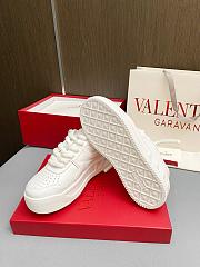 Valentino Sneakers 001 - 4