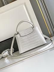 Louis Vuitton Capucines PM M92173-27CM - 2