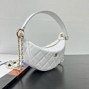Chanel Chain bag Lambskin and gold metal White- 15 x 22 x 6cm - 3