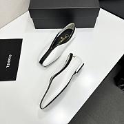 Chanel V-cut loafers  - 4