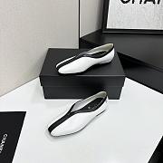 Chanel V-cut loafers  - 2