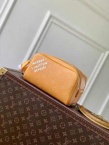  Louis Vuitton Neceser Mini Dopp Kit M27158-20 x 13 x 12 cm