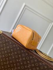  Louis Vuitton Neceser Mini Dopp Kit M27158-20 x 13 x 12 cm - 3