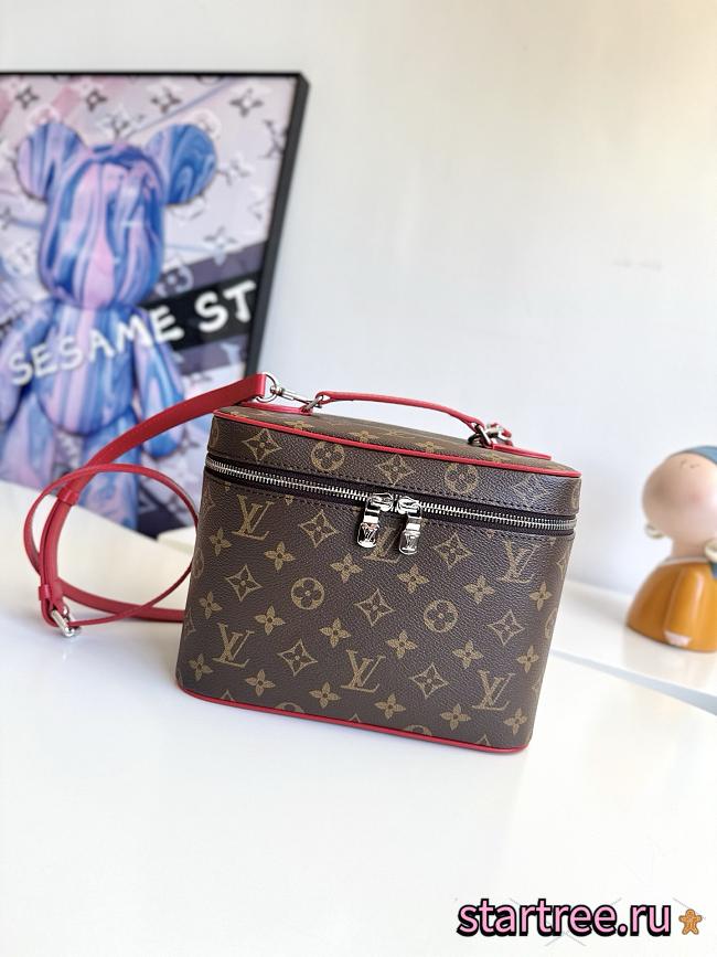 Louis Vuitton Neceser Nice BB M12671-24 x 18 x 14.5 cm - 1