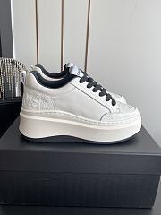 Chanel Sneakers 031 - 1