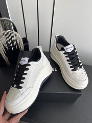 Chanel Sneakers 031 - 3