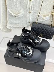 Chanel Sneakers 033 - 5