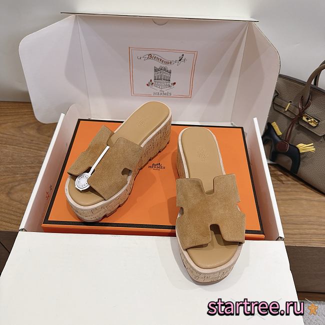 Hermes Slippers 028 - 1