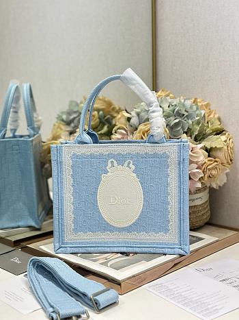 Dior Small Book Tote with shoulder strap Blue and white-26.5 x 22 x 14cm 