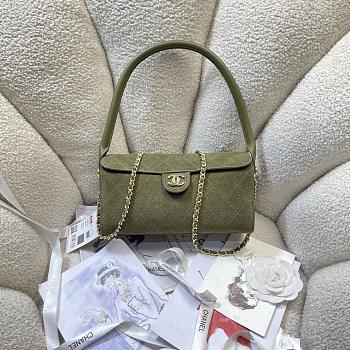 Chanel 26A Bowling Bag Suede Green 11*23*12.5cm