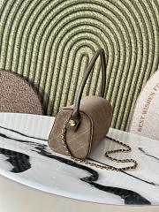 Chanel 26A Bowling Bag Suede-11*23*12.5cm - 4