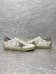 Golden Goose Sneakers 003 - 3