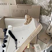 Golden Goose Sneakers 005 - 5