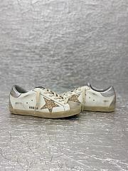 Golden Goose Sneakers 006 - 4