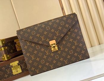 Louis Vuitton Mark Folder-3.5 x 26 x 32.5 cm