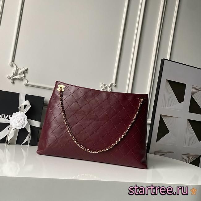 Chanel Shopping Bag Lambskin & Gold-Tone Metal Burgundy- 29 x 40 x 9cm - 1