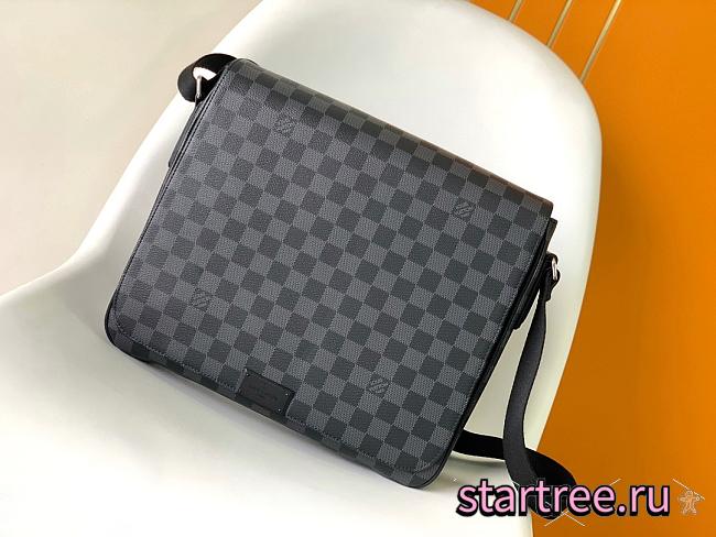 Louis vuitton district CohotBag mm damier ebene for Men N41212-33*27*9CM - 1