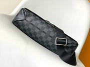 Louis vuitton district CohotBag mm damier ebene for Men N41212-33*27*9CM - 4