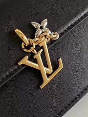 Louis Vuitton Wallet On Chain LV Bloom M14564-11.5*4*20CM - 2