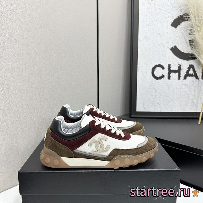 Chanel Sneakers 038 - 1