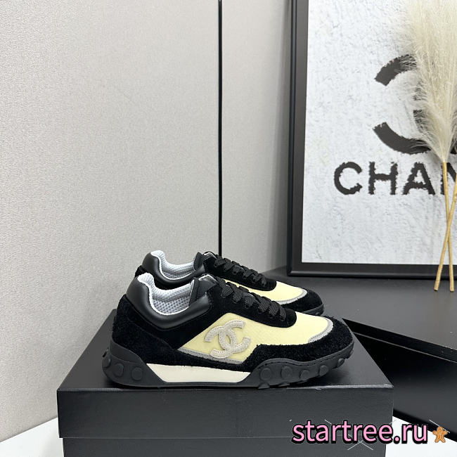 Chanel Sneakers 039 - 1