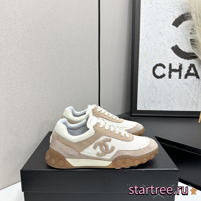 Chanel Sneakers 040 - 1