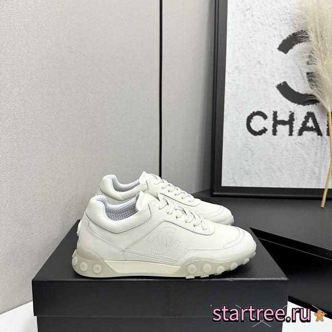 Chanel Sneakers 041 - 1