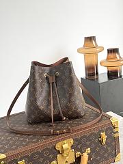 Louis Vuitton Neonoe Brown M44887-26CM - 2