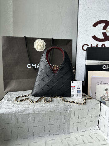 Chanel Métiers d’art 2026 Small Tote Lambskin Black-23*23*7cm